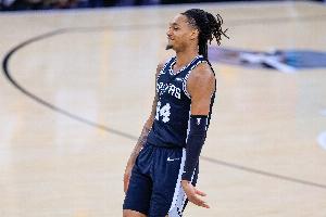 稳得很！瓦塞尔7中3拿到13分6板3助1断1帽 填满数据栏